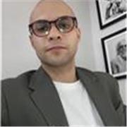 Profesor en español, especialista en lecto-compresión, redacción y estilo, enseñanza del español como segunda lengua