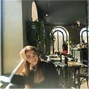 Laureata in Comunicazione, disponibile per affiancamento allo studio, ripetizioni di lingua inglese/francese/spagnolo