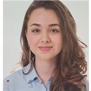 Profesora de inglés particular para niños de primaria.