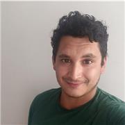 Profesor de historia reparte clases de apoyo para toda la ESO y primaria