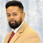 Computer science tutor with more than 15 years of experience
