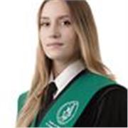 Graduada en Pedagogía. Busca trabajo de repaso y apoyo con especialidad en la materia inglés ya que está habilitada con el TESOL para la enseñanza de este