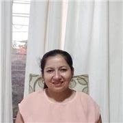 Dictó clases particulares a niños de primaria en todas las áreas y matemáticas a niños de secundaria