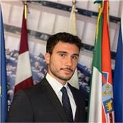 Professore universitario con esperienza pluriennale all'estero offre lezioni di inglese a ragazzi e adulti. 