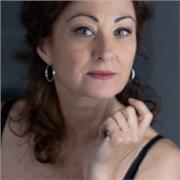 Diplomata al Laboratorio di esercitazioni sceniche di Gigi Proietti offre la propria competenza per lezioni di recitazione