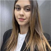 Profesora de Marketing digital, empresa y economía. Graduada en Marketing y publicidad y grado en Marketing. Ubicación madrid.