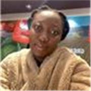 English tutor providing lessons to children from age 5-10