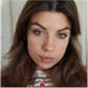 Profesora de Primaria e Infantil para todas las edades. Además tengo el C1 de Cambridge. 