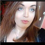 Diplomata in lingue impartisce ripetizioni di inglese, francese e spagnolo per ragazzi da scuola elementare a scuola superiore. Dispone di certificazioni: gatehouse b2 delf b1