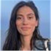 Titulada en Historia, profesora de Inglés y viajera incansable 