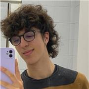 Doy clases particulares de soporte de inglés, catalán, matemáticas y biología para alumnos de primaria o secundaria obligatoria