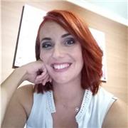 Maestra imparte clases de matemáticas para obtener graduado escolar en adultos. Sólo por la mañana