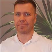 Mentor & Business Simulation Trainer helping entrepreneurs unlock their full potential