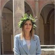 Insegnante di Italiano, storia e geografia. Offro disponibilità per ripetizioni o aiuto compiti a bambini e ragazzi delle scuole elementari e medie