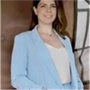 Offro lezioni private di spagnolo, biologia e chimica, principalmente da remoto, dirette a studenti di medie e superiori.
