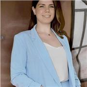 Offro lezioni private di spagnolo, biologia e chimica, principalmente da remoto, dirette a studenti di medie e superiori.