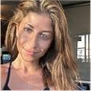 I give private lessons tailored to your level and needs 