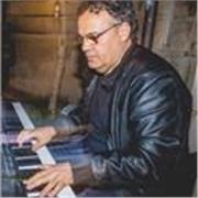 Insegnante di Pianoforte Solfeggio Armonia ed Improvvisazione