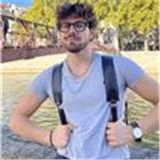 Docente di liceo offre lezioni di Italiano, Latino, Storia e Geografia a studenti di scuola secondaria di primo e secondo grado