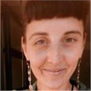 Laureata in Antropologia, Religioni e Civiltà orientali. Mi offro come aiuto compiti e metodo di studio