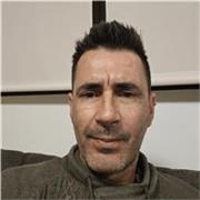 Ceramista titulado con 25 años de experiencia ofrece clases de ceramica artística, modelado, esmaltado, técnicas decoración.