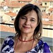 Profesora de inglés experta para jóvenes y profesionales.