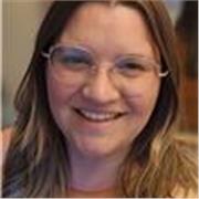 I am an American living in the Centre-Val de Loire region looking to give English lessons either in-person or online.