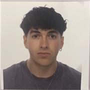 Estudiante de Economía actualmente en tercer año, amante de la Micro y la Macro