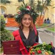 Laureata magistrale con 110 e lode, offro aiuto compiti in tutte le materie, in base alle esigenze specifiche, soprattutto per materie umanistiche e lingue