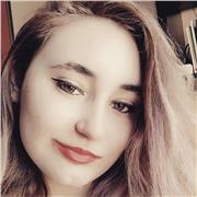 Soy una chica amigable, carismática y con mucha paciencia. Me gusta mucho la sanidad por lo que una de mis asignaturas favoritas es biología. También puedo dar clases de matemáticas e inglés. Me gustaría dar clases a niños de primaria o secundaria ya que