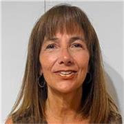 Profesora de Química que enseña en español y graba sus clases personalizadas sincrónicas por Meet