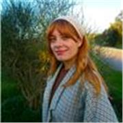 Sono una studentessa universitaria. Offro aiuto in lingua inglese (e altre materie) diretta a bambini e ragazzi.
