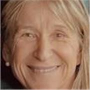 Profesora de jovenes y adultos que busquen mejorar su nivel de conversación . Preparación para exámenes. Presencial y online