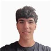 Estudiante que ha finalizado su escolarización en la escuela suiza de barcelona con un amplio conocimiento en las ciencias. 