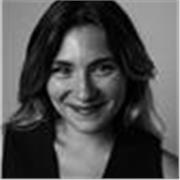 Diplomata liceo con indirizzo internazionale, Laura triennale Accademia Nazionale d’arte drammatica