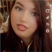 Profesora imparte clases de apoyo