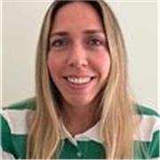 Funcionaria del Estado imparte clases a universitarios de Grado en Derecho: administrativo, comunitario y constitucional