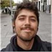 Profesor de Lengua y Literatura imparte clases a todas las edades