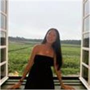 Soy una chica de 16 años cursando 1 de bachiller y estoy buscando una oportunidad laboral. Me gustaría ayudar a niños de primaria.