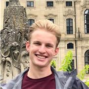 'Online- und Präsenznachhilfe in Mathe und Physik mit persönlichem Touch'