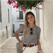 Imparto clases particulares de inglés, francés y español. Me adapto a las necesidades de cada alumno para sacar lo mejor de cada uno