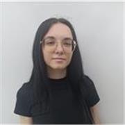 Laureata in comunicazione grafica e design con certificazione IELTS (C1) offre ripetizioni in inglese e italiano