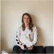 Profesora de idiomas, arte y humanidades. Acompaño procesos educativos en persona con dificultades de aprendizaje.