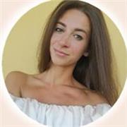 Insegnante di matematica, laureata magistrale in ingegneria meccanica.