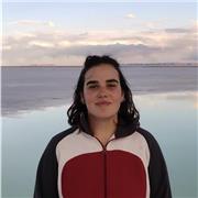 Titulada en Ingeniería Forestal y del Medio Natural y actualmente cursando el Máster en Geotecnología y Desarrollo de Proyectos SI