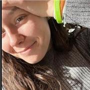 Studentessa di Biotecnologie offre lezioni di biologia, chimica e scienze della terra a studenti di elementari medie e superiori