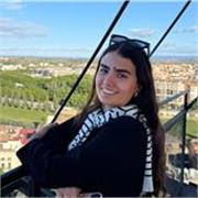Profesora de inglés con C2 y estudiante de Traducción con matrícula de honor en Bachillerato bilingüe