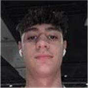 Soy estudiante de contabilidad, hábil en todas las materias, y me encantan los niños, tengo también titulación en inglés