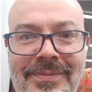 Profesor de hostelería con 30 años de experiencia se ofrece para impartir clases de cocina on line o presencial