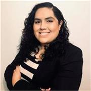 Maestra en curso en psicoterapia, licenciada en psicologia general con experiencia en psicologia comunitaria